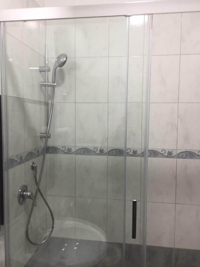 Pensionat Bakirooms Rom